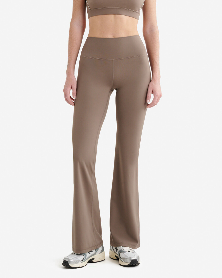 restore stretch flare legging