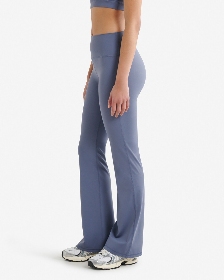 restore stretch flare legging