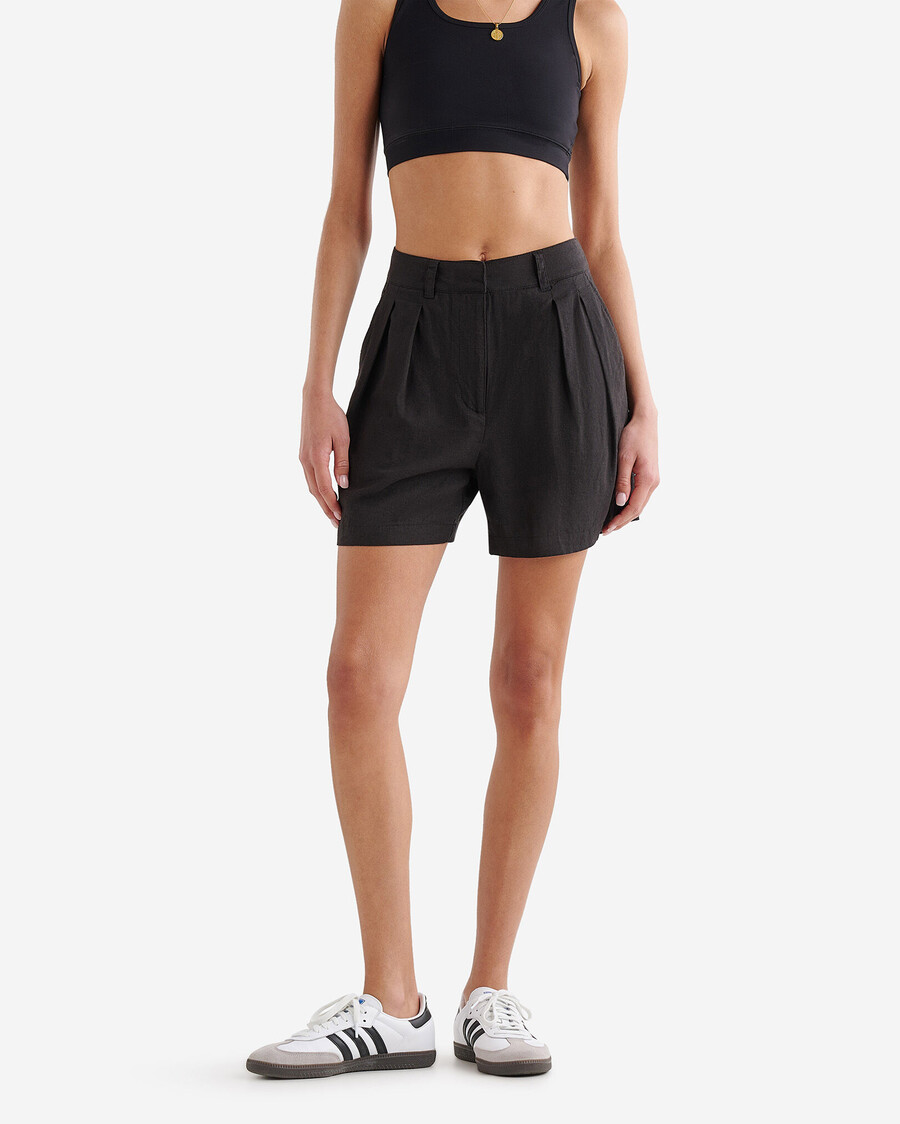 linen pleated walking short 3.5 inch