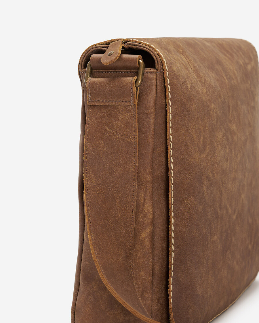 raiders bag tribe