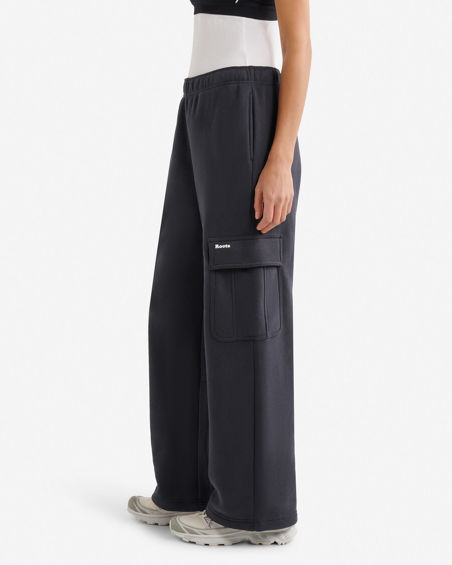cloud cargo wide leg sweatpant