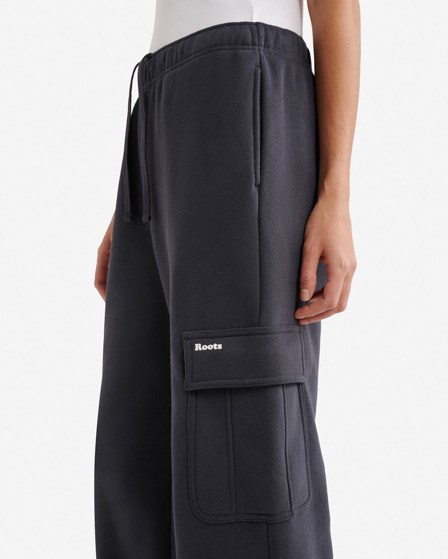 cloud cargo wide leg sweatpant