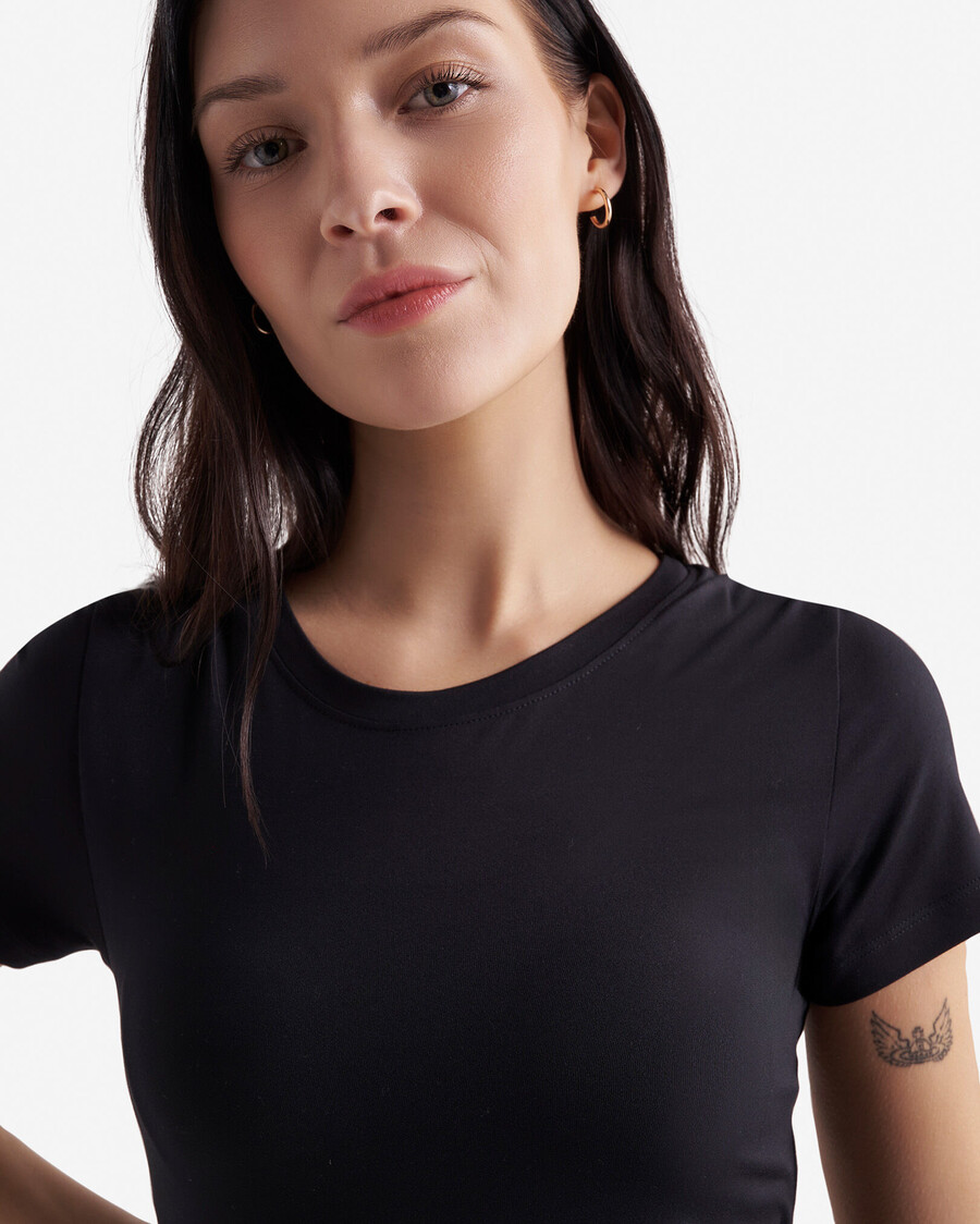 renew knit crop t-shirt